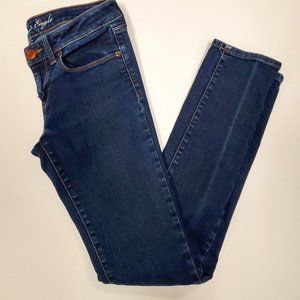 American Eagle skinny low rise stretch casual form fitting size 6 jeans